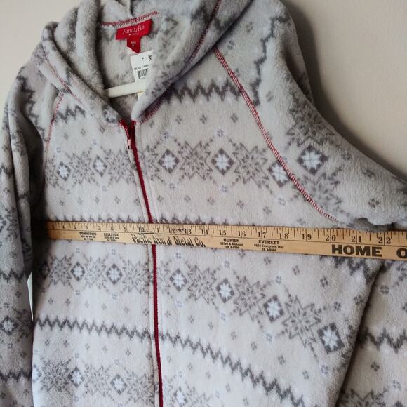 NEW Macys Family Pajamas PJ Men M Winter Fairisle Onesie Hood Pockets Soft Plush - Picture 12 of 13